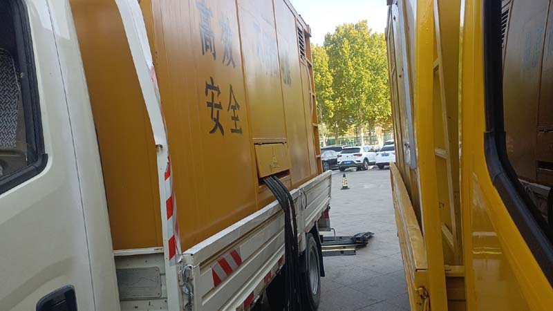 雷州如何判断柴油发电机组和UPS电源的切换时间是否符合要求？