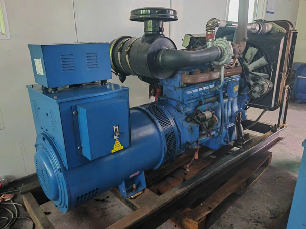 雷州100kW柴油发电机组使用多级机油有哪些优缺点？